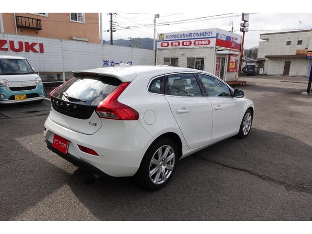 V40 T3 インスクリプション 当社お客様買取車両★前後ドライブレコーダー★ETC★バックカメラ★HDDナビ★クリアランスソナー★オートクルーズコントロール★レーンアシスト★衝突被害軽減システム★ブラックレザーシート★LEDヘッド(15枚目)