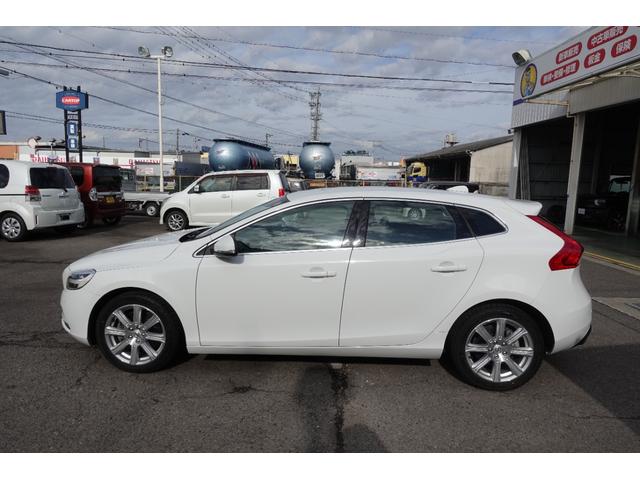 V40 T3 インスクリプション 当社お客様買取車両★前後ドライブレコーダー★ETC★バックカメラ★HDDナビ★クリアランスソナー★オートクルーズコントロール★レーンアシスト★衝突被害軽減システム★ブラックレザーシート★LEDヘッド(18枚目)