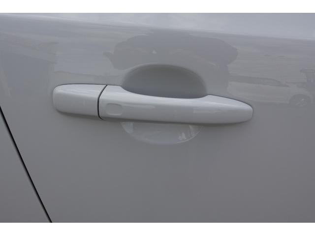 V40 T3 インスクリプション 当社お客様買取車両★前後ドライブレコーダー★ETC★バックカメラ★HDDナビ★クリアランスソナー★オートクルーズコントロール★レーンアシスト★衝突被害軽減システム★ブラックレザーシート★LEDヘッド(23枚目)