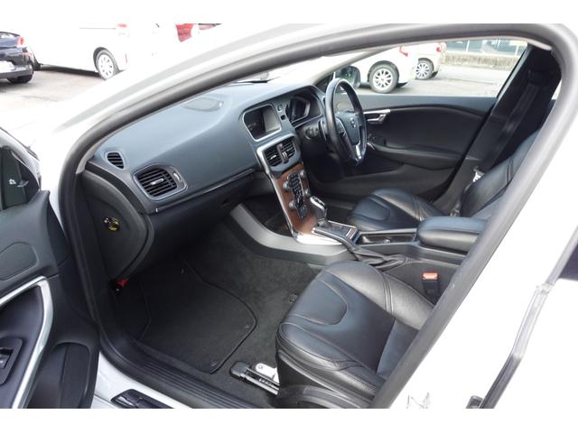 V40 T3 インスクリプション 当社お客様買取車両★前後ドライブレコーダー★ETC★バックカメラ★HDDナビ★クリアランスソナー★オートクルーズコントロール★レーンアシスト★衝突被害軽減システム★ブラックレザーシート★LEDヘッド(40枚目)
