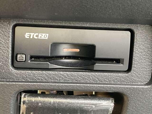 オーラ 1.2 G レザーエディション 純正メーカーナビ アラウンドビューモニタ 追突防止 レーダークルーズ 本革 車線逸脱警報装置 LED ドライブレコーダー 盗難防止 バックモニター ETC インテリジェントキー メモリーナビゲーション AW キーレスエントリー オートエアコン(7枚目)
