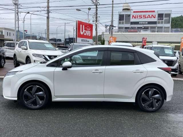 オーラ 1.2 G レザーエディション 純正メーカーナビ アラウンドビューモニタ 追突防止 レーダークルーズ 本革 車線逸脱警報装置 LED ドライブレコーダー 盗難防止 バックモニター ETC インテリジェントキー メモリーナビゲーション AW キーレスエントリー オートエアコン(9枚目)