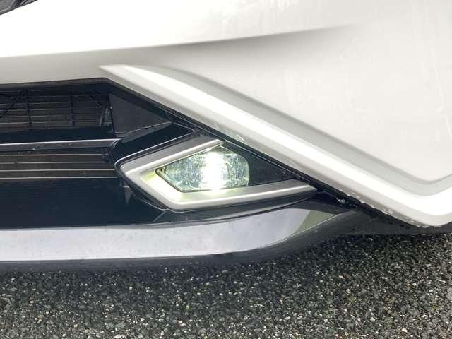 オーラ 1.2 G レザーエディション 純正メーカーナビ アラウンドビューモニタ 追突防止 レーダークルーズ 本革 車線逸脱警報装置 LED ドライブレコーダー 盗難防止 バックモニター ETC インテリジェントキー メモリーナビゲーション AW キーレスエントリー オートエアコン(13枚目)