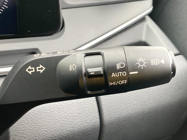 オーラ 1.2 G レザーエディション 純正メーカーナビ アラウンドビューモニタ 追突防止 レーダークルーズ 本革 車線逸脱警報装置 LED ドライブレコーダー 盗難防止 バックモニター ETC インテリジェントキー メモリーナビゲーション AW キーレスエントリー オートエアコン(16枚目)