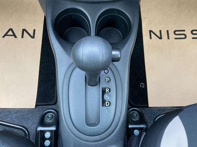 ノート 1.2 X レーダーブレーキサポート カーナビ スマトキー インテリジェントキー 運転席助手席エアバッグ バックカメラ エアコン パワーウィンドウ パワーステアリング レーンアシスト(11枚目)