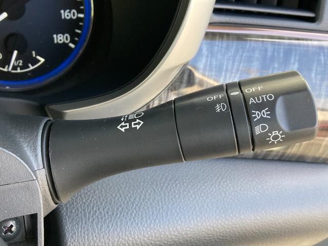 エルグランド ２．５　２５０ハイウェイスター　プレミアム　純正ディーラーナビ　後席モニター　両側電動パワースライドドア　ＥＴＣ　ＬＥＤヘッドランプ　クルーズコントロール　スマートキー　バックカメラ　ドラレコ　ＰＳ　アルミ　ＰＷ（25枚目）