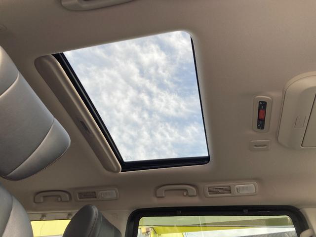 エルグランド ２．５　２５０ハイウェイスター　プレミアム　純正ディーラーナビ　後席モニター　両側電動パワースライドドア　ＥＴＣ　ＬＥＤヘッドランプ　クルーズコントロール　スマートキー　バックカメラ　ドラレコ　ＰＳ　アルミ　ＰＷ（27枚目）