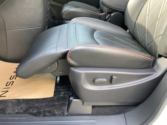 エルグランド ２．５　２５０ハイウェイスター　プレミアム　純正ディーラーナビ　後席モニター　両側電動パワースライドドア　ＥＴＣ　ＬＥＤヘッドランプ　クルーズコントロール　スマートキー　バックカメラ　ドラレコ　ＰＳ　アルミ　ＰＷ（41枚目）