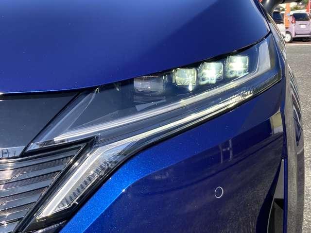 オーラ １．２　Ｇ　レザーエディション　純正ナビ　アラウンドビューモニター　ＥＴＣ　本革　車線逸脱警報装置　ＬＥＤ　ドライブレコーダー　盗難防止　インテリジェントキー　ＡＷ　オートエアコン（9枚目）