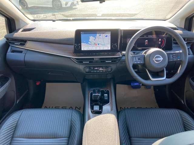 オーラ １．２　Ｇ　レザーエディション　純正ナビ　アラウンドビューモニター　ＥＴＣ　本革　車線逸脱警報装置　ＬＥＤ　ドライブレコーダー　盗難防止　インテリジェントキー　ＡＷ　オートエアコン（12枚目）