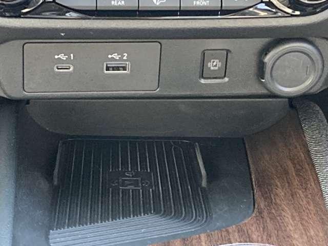 オーラ １．２　Ｇ　レザーエディション　純正ナビ　アラウンドビューモニター　ＥＴＣ　本革　車線逸脱警報装置　ＬＥＤ　ドライブレコーダー　盗難防止　インテリジェントキー　ＡＷ　オートエアコン（19枚目）