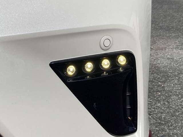 ノート 1.2 e-POWER NISMO S 純正ディーラーナビ 全方位カメラ LEDスマートキー&プッシュスタート LEDランプ 盗難防止装置 アイドリングストップ ワンセグテレビ パワーウィンドウ ETC エアバッグ(11枚目)