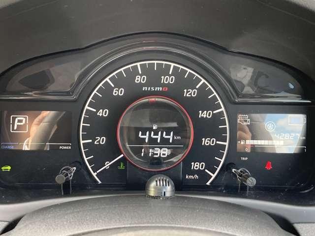 ノート 1.2 e-POWER NISMO S 純正ディーラーナビ 全方位カメラ LEDスマートキー&プッシュスタート LEDランプ 盗難防止装置 アイドリングストップ ワンセグテレビ パワーウィンドウ ETC エアバッグ(19枚目)