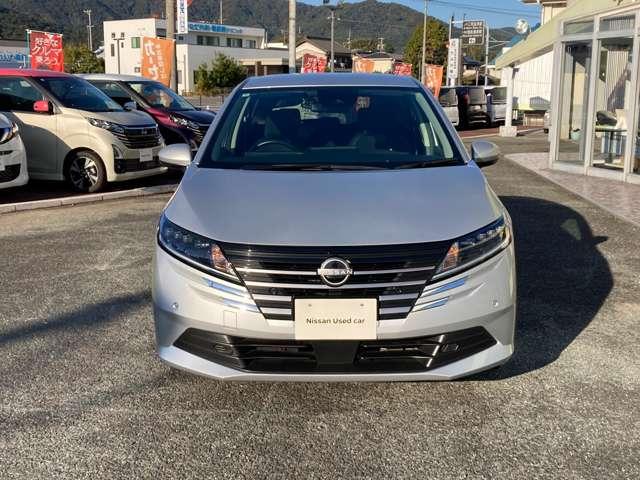 ノート 1.2 X 純正ディーラーナビ バックカメラ 衝突被害軽減ブレ-キ LEDヘッドライト インテリジェントキー アイドリングストップ(4枚目)