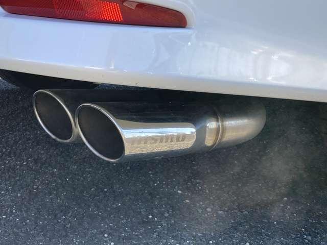 エルグランド 250ハイウェイスターS 純正ナビゲーション アラウンドビューモニター ETC 両側パワ-スライドドア クルコン インテリキー LEDヘッドランプ サイドカーテンエアバック 盗難防止 オートエアコン ニスモスポーツマフラー(6枚目)