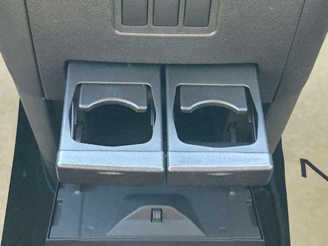 エルグランド 250ハイウェイスターS 純正ナビゲーション アラウンドビューモニター ETC 両側パワ-スライドドア クルコン インテリキー LEDヘッドランプ サイドカーテンエアバック 盗難防止 オートエアコン ニスモスポーツマフラー(15枚目)