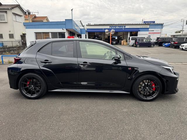 GRカローラ RZ RZ 8速AT スポーツパッケージ OPナビ JBLサウンド ETC バックカメラ サブラジエーター OPシートヒーター BBS18アルミ HUD レーダクルズ BSM 駐車サポートブレーキ付き(5枚目)