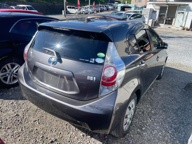 アクア S(4枚目)