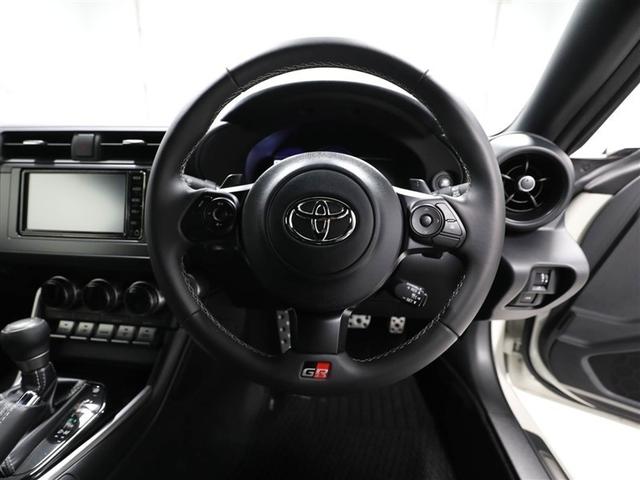 ＧＲ８６ ＲＺ　ナビ・テレビ　ＴＳＳ　Ｂモニタ　１オーナー　ＬＥＤヘッド　ハーフレザーシート　エアロ　イモビ　キーフリ　オートエアコン　パワーステアリング　アルミホイール　デュアルエアバッグ　ワンセグテレビ　ＥＴＣ（24枚目）