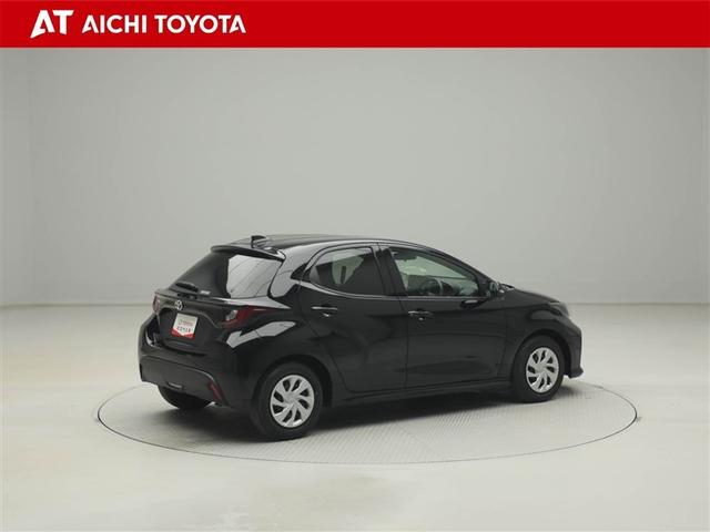 ヤリス Ｘ　ＰＣＳ　スマートキーシステム　元レンタカー　横滑り防止装置付き　ワイヤレスキー　バックガイドモニター　盗難防止　サイドエアバック　エアコン　Ｗエアバッグ　パワーウインドウ　ＥＴＣ付き　パワステ　ナビ（6枚目）