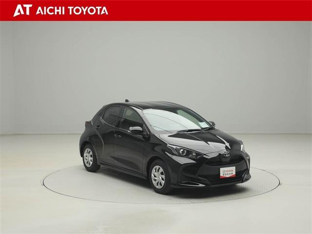 ヤリス Ｘ　ＰＣＳ　スマートキーシステム　元レンタカー　横滑り防止装置付き　ワイヤレスキー　バックガイドモニター　盗難防止　サイドエアバック　エアコン　Ｗエアバッグ　パワーウインドウ　ＥＴＣ付き　パワステ　ナビ（8枚目）