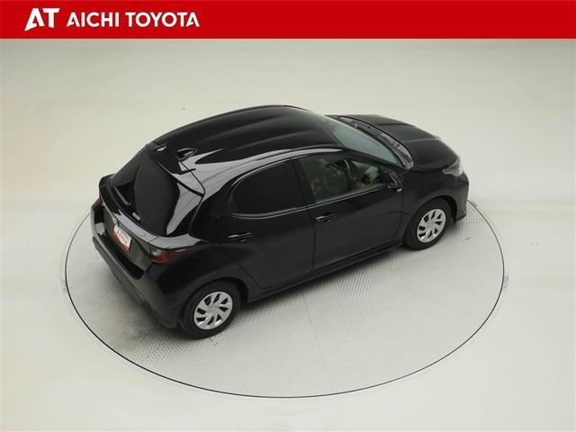 ヤリス Ｘ　ＰＣＳ　スマートキーシステム　元レンタカー　横滑り防止装置付き　ワイヤレスキー　バックガイドモニター　盗難防止　サイドエアバック　エアコン　Ｗエアバッグ　パワーウインドウ　ＥＴＣ付き　パワステ　ナビ（14枚目）