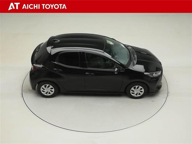 ヤリス Ｘ　ＰＣＳ　スマートキーシステム　元レンタカー　横滑り防止装置付き　ワイヤレスキー　バックガイドモニター　盗難防止　サイドエアバック　エアコン　Ｗエアバッグ　パワーウインドウ　ＥＴＣ付き　パワステ　ナビ（15枚目）