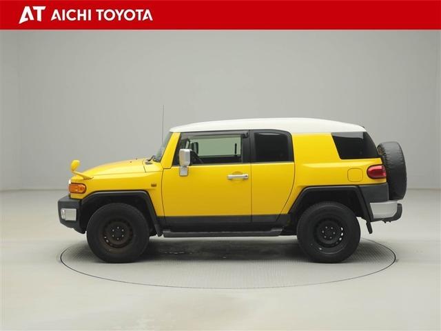 FJクルーザー カラーパッケージ ワイヤレスキー バックモニター エアコン 地デジ 盗難防止システム 横滑り防止 助手席エアバッグ メモリーナビ カーテンエアバック パワーウィンドウ ABS ETC車載器 パートタイム4WD パワステ(3枚目)