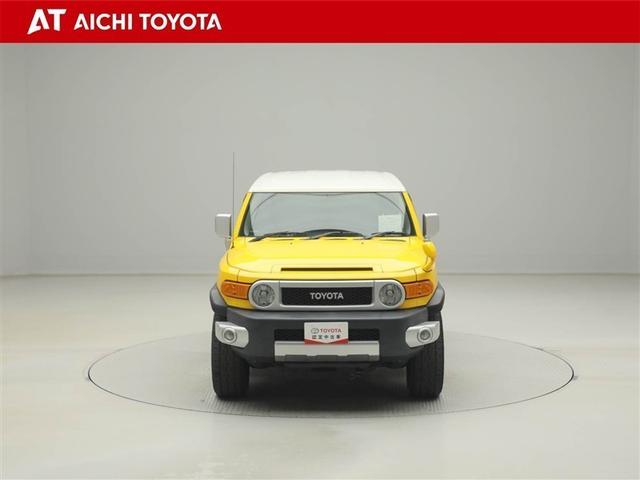 FJクルーザー カラーパッケージ ワイヤレスキー バックモニター エアコン 地デジ 盗難防止システム 横滑り防止 助手席エアバッグ メモリーナビ カーテンエアバック パワーウィンドウ ABS ETC車載器 パートタイム4WD パワステ(9枚目)