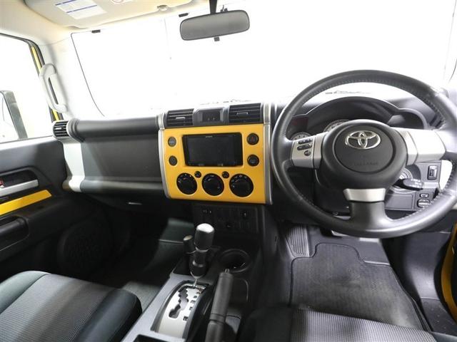 FJクルーザー カラーパッケージ ワイヤレスキー バックモニター エアコン 地デジ 盗難防止システム 横滑り防止 助手席エアバッグ メモリーナビ カーテンエアバック パワーウィンドウ ABS ETC車載器 パートタイム4WD パワステ(18枚目)