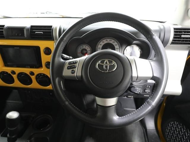 FJクルーザー カラーパッケージ ワイヤレスキー バックモニター エアコン 地デジ 盗難防止システム 横滑り防止 助手席エアバッグ メモリーナビ カーテンエアバック パワーウィンドウ ABS ETC車載器 パートタイム4WD パワステ(24枚目)