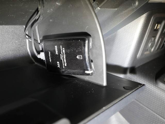 FJクルーザー カラーパッケージ ワイヤレスキー バックモニター エアコン 地デジ 盗難防止システム 横滑り防止 助手席エアバッグ メモリーナビ カーテンエアバック パワーウィンドウ ABS ETC車載器 パートタイム4WD パワステ(26枚目)