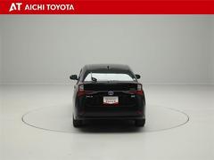 ハイブリッド車を買うならトヨタの『ＴＯＹＯＴＡ認定中古車』！保証は、初度登録年月より起算して１０年間、累計走行距離２０万キロ迄。更に、ロングラン保証が１年付で安心安全です♪ 5