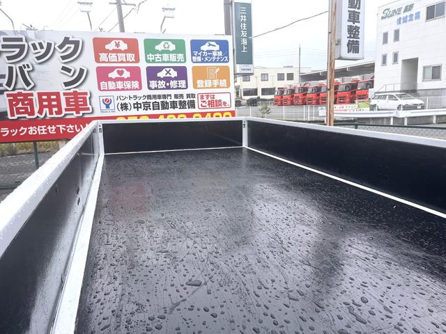 キャンター 　２トン　標準平ロング　デュオニックＡＴ　２ｔ　荷台板　荷台内寸法　Ｌ４３０ｃｍ　Ｗ１８０ｃｍ　荷台地上高８７ｃｍ　車両総重量５トン未満　レーンセンサー　社外ナビ　荷台ペイント（13枚目）