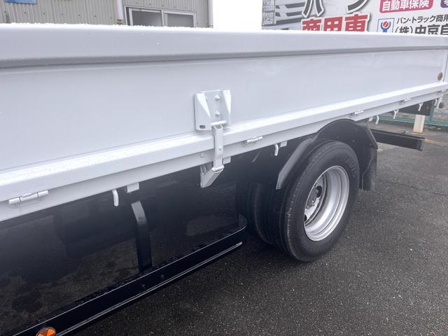 キャンター 　２トン　標準平ロング　デュオニックＡＴ　２ｔ　荷台板　荷台内寸法　Ｌ４３０ｃｍ　Ｗ１８０ｃｍ　荷台地上高８７ｃｍ　車両総重量５トン未満　レーンセンサー　社外ナビ　荷台ペイント（26枚目）