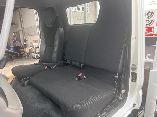 キャンター 　２トン　標準平ロング　デュオニックＡＴ　２ｔ　荷台板　荷台内寸法　Ｌ４３０ｃｍ　Ｗ１８０ｃｍ　荷台地上高８７ｃｍ　車両総重量５トン未満　レーンセンサー　社外ナビ　荷台ペイント（31枚目）