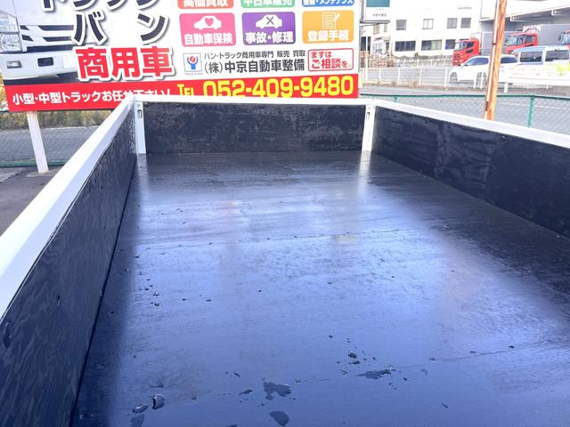 キャンター 2トン 5速ミッション 平ボディ2t 荷台木製デッキ ペイント済 荷台内寸法 L310cm W160cm 荷台地上高88cm ブルーテック 社外ナビ FM AM TV 車両総重量5トン未満 ETC(14枚目)