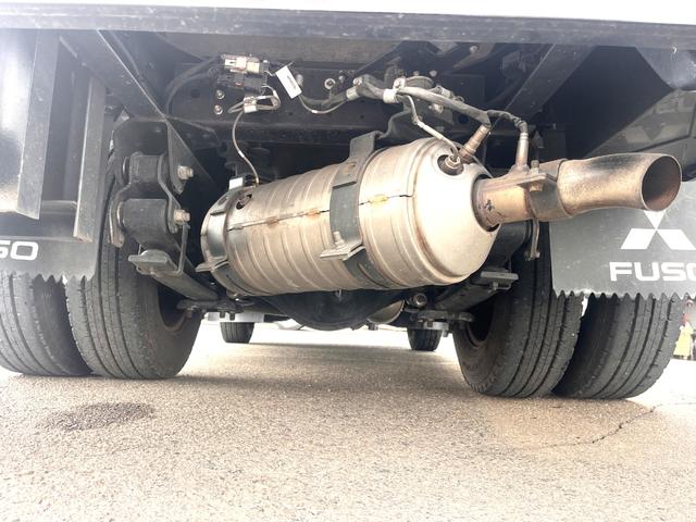 キャンター ベースグレード　２トン　標準平ボディ　デュオニックＡＴ　２ｔ　荷台板　内寸法　Ｌ３１０ｃｍ　Ｗ１６０ｃｍ　荷台地上高８５ｃｍ　車両総重量５トン未満　レーンセンサー　社外ナビ　荷台ペイント　アドブルー（49枚目）