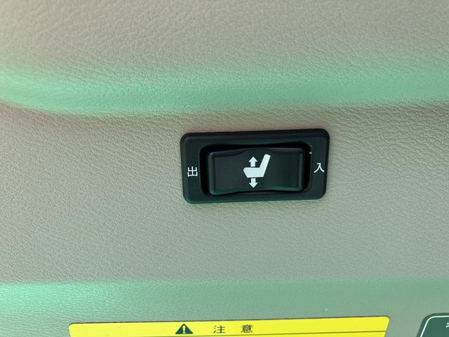 ルークス Ｓ助手席リフトアップシート　福祉車輌　助手席電動スライドアップシート　スライドドア　ＣＶＴ　ＡＢＳ　ＥＳＣ　エアコン　パワーステアリング　パワーウィンドウ（8枚目）