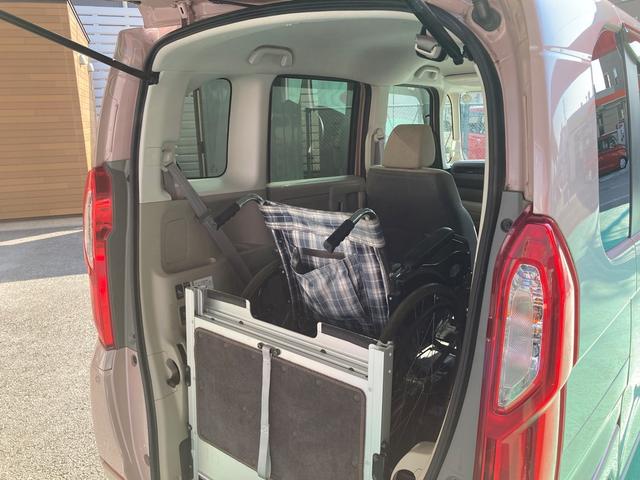 Ｎ－ＢＯＸ Ｇ・スロープホンダセンシング　・福祉車両・電動ウインチ（リモコン付き）・手動固定装置・手すり・スマートキー＆プッシュスタート・ホンダセンシング・レーダークルーズ・社外ナビ・Ｂカメラ・オートＬＥＤ・ＥＴＣ（7枚目）