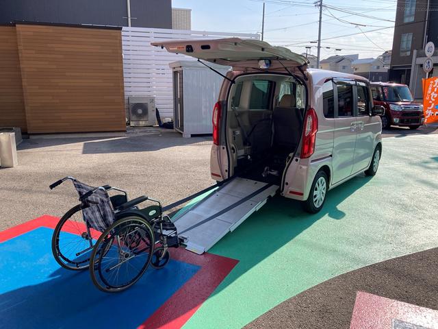 Ｎ－ＢＯＸ Ｇ・スロープホンダセンシング　・福祉車両・電動ウインチ（リモコン付き）・手動固定装置・手すり・スマートキー＆プッシュスタート・ホンダセンシング・レーダークルーズ・社外ナビ・Ｂカメラ・オートＬＥＤ・ＥＴＣ（16枚目）