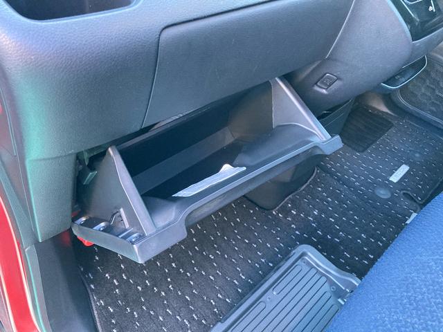 ルークス ハイウェイスターＸ助手席リフトアップシート　福祉車輌　助手席リフトアップシート　ドライブレコーダー　ＥＴＣ　全周囲カメラ　ナビ　ＴＶ　クリアランスソナー　衝突被害軽減システム　両側電動スライドドア　スマートキー　アイドリングストップ　ＬＥＤ（46枚目）