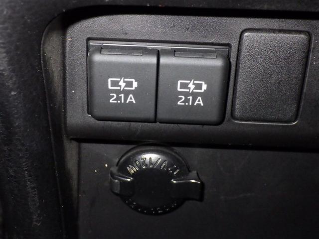 ノア ハイブリッドG メモリーナビ CD DVD再生 ドライブレコーダー 後席モニタ 盗難防止システム 衝突被害軽減システム(17枚目)