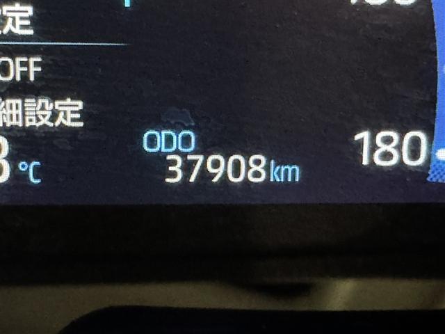 ヤリスクロス ハイブリッドＺ　ＣＤ　ＤＶＤ再生　ミュージックプレイヤー接続可　バックカメラ　ＬＥＤヘッドランプ　衝突被害軽減システム（27枚目）