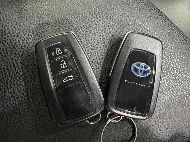カムリ Ｘ　メモリーナビ　ミュージックプレイヤー接続可　バックカメラ　ＬＥＤヘッドランプ　盗難防止システム　衝突被害軽減システム（23枚目）