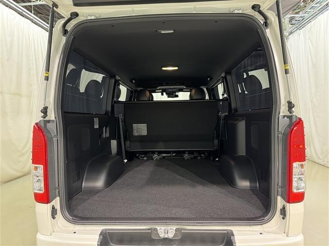 ハイエースバン スーパーＧＬ　ダークプライムＩＩ　メモリーナビ　ＣＤ　ミュージックプレイヤー接続可　ドライブレコーダー　１００Ｖ電源　衝突被害軽減システム　盗難防止システム（28枚目）