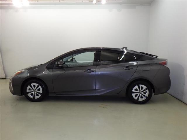 プリウス Ａ　メモリーナビ　ＣＤ　ＤＶＤ再生　ＬＥＤヘッドランプ　盗難防止システム　衝突被害軽減システム　バックカメラ（3枚目）