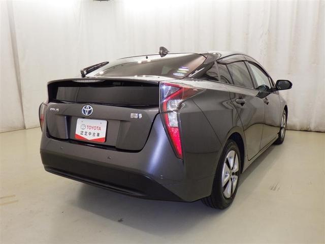 プリウス Ａ　メモリーナビ　ＣＤ　ＤＶＤ再生　ＬＥＤヘッドランプ　盗難防止システム　衝突被害軽減システム　バックカメラ（5枚目）