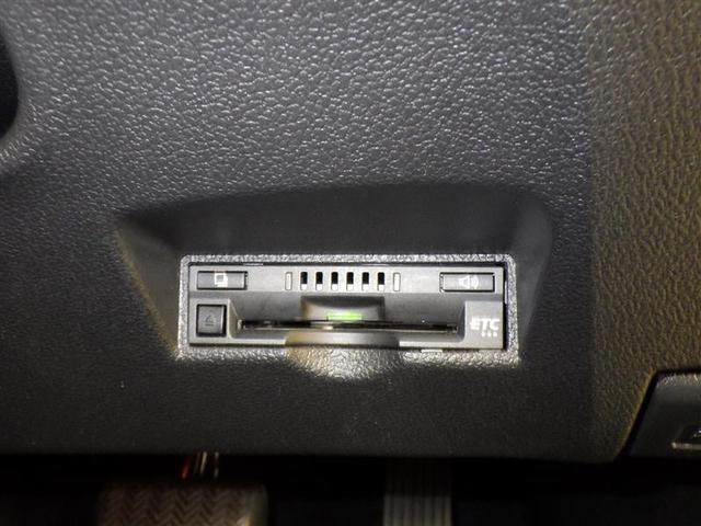 プリウス Ａ　メモリーナビ　ＣＤ　ＤＶＤ再生　ＬＥＤヘッドランプ　盗難防止システム　衝突被害軽減システム　バックカメラ（11枚目）