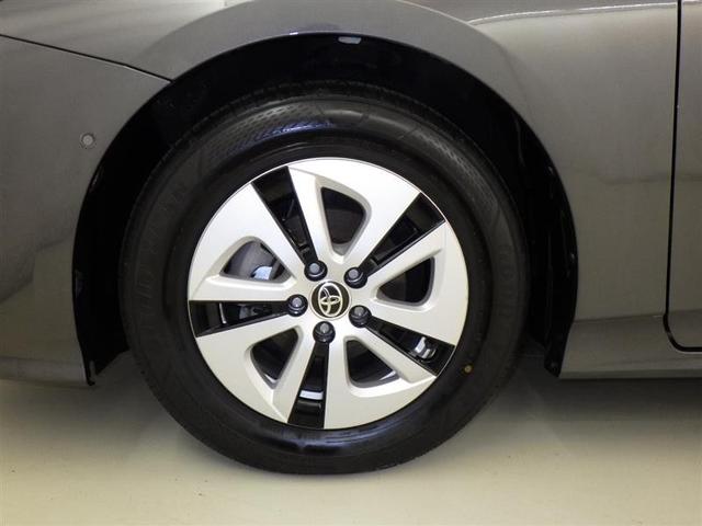 プリウス Ａ　メモリーナビ　ＣＤ　ＤＶＤ再生　ＬＥＤヘッドランプ　盗難防止システム　衝突被害軽減システム　バックカメラ（29枚目）